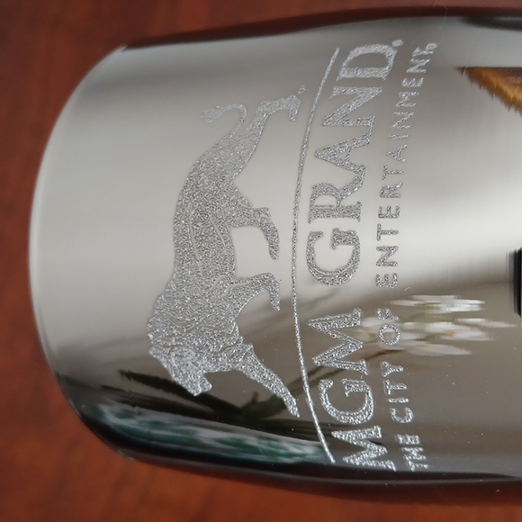 VINTAGE MGM Casino Las Vegas Souvenir Silver Pilsner Glass - Picture 4 of 11